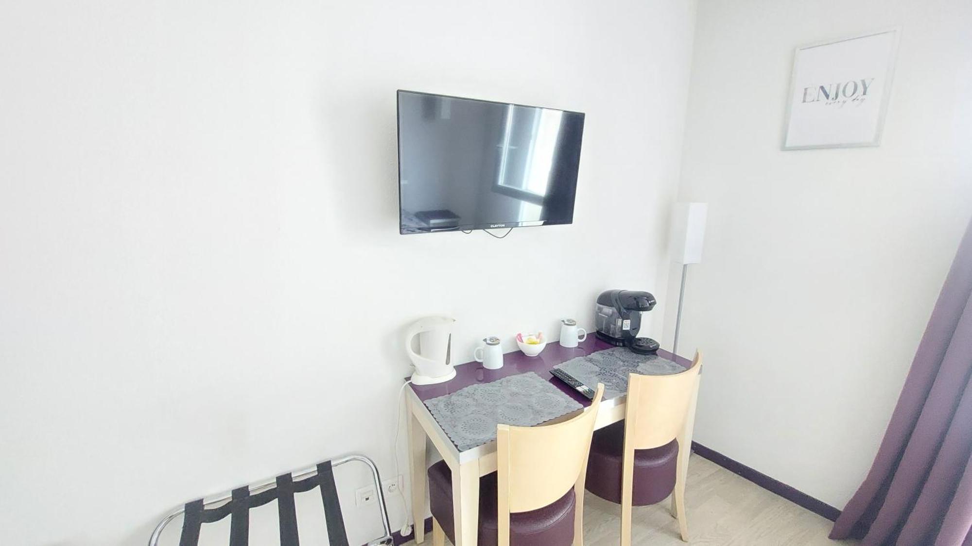 Apartmán Studio Moderne Et Equipe Lourdes Centre Exteriér fotografie